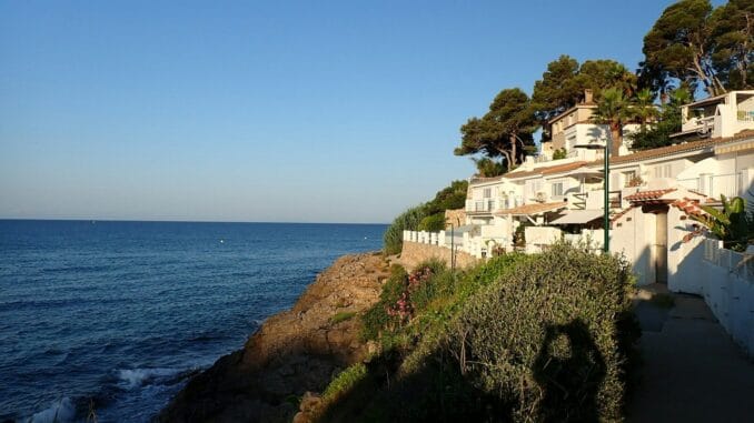Escapadas al Mediterráneo: cómo organizar unas vacaciones diferentes en Salou